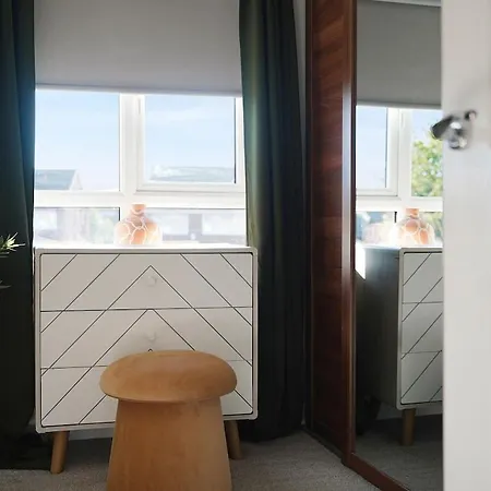 Holiday home Modern Coastal Minutes From *